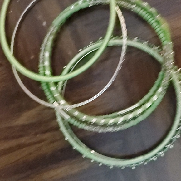 Wild! Green animal print maxi dress - Picture 4 of 7